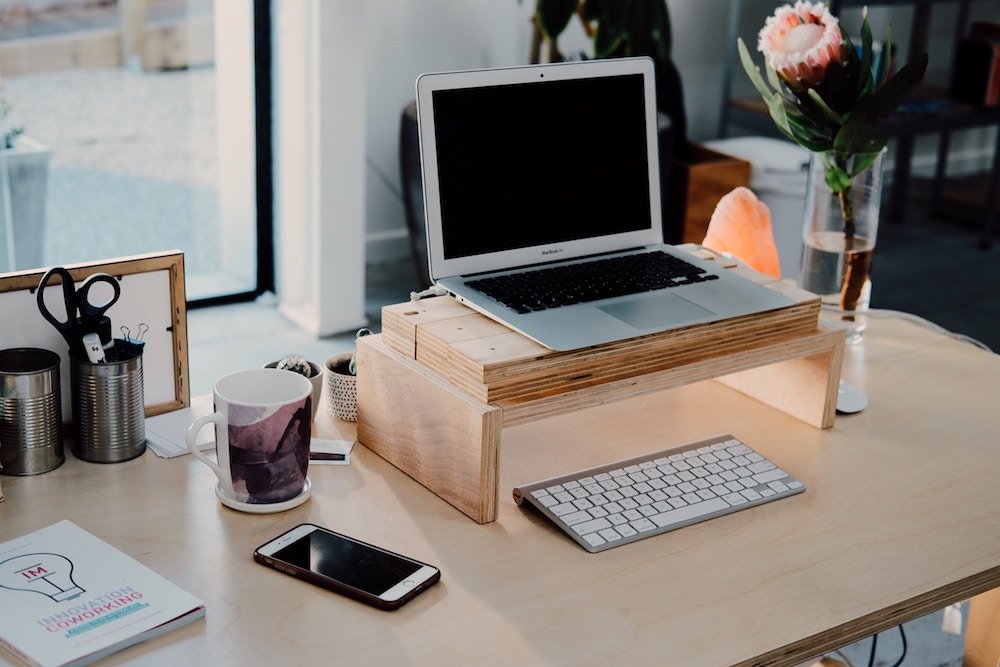 How-To-Become-A-Successful-Blogger-image.jpg.6115af5cdfaeec2246dc3c337cef5ebb.jpg